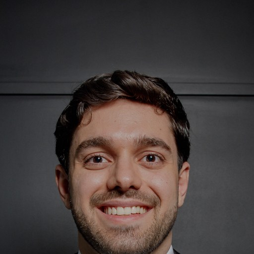 Dr. Breno Rezende