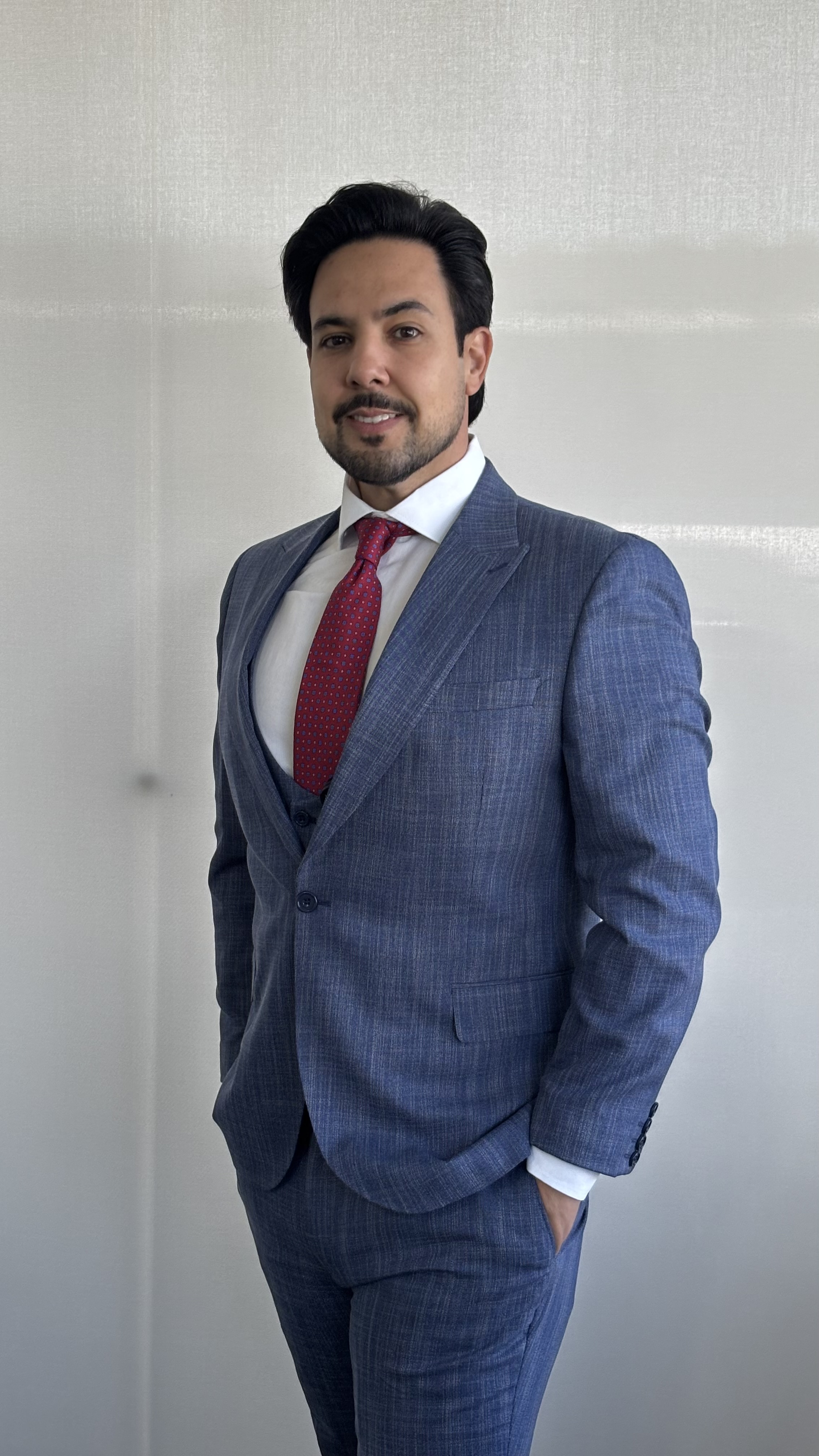 Dr. Carlos Henrique